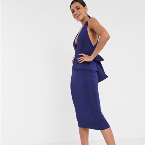 plunge pocket detail midi dress - Picture 4 of 5